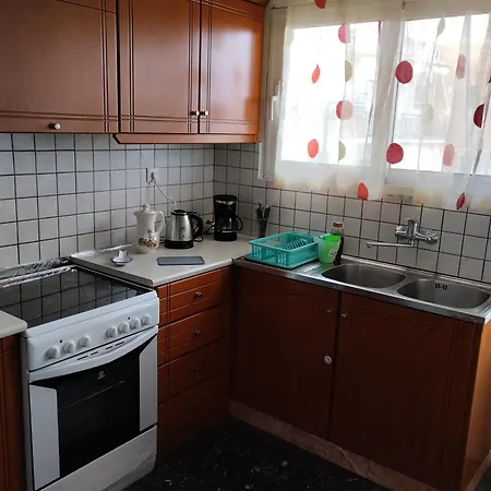 Beautiful 2-bed In Chania 65 Sqm Space W Daire Hanya